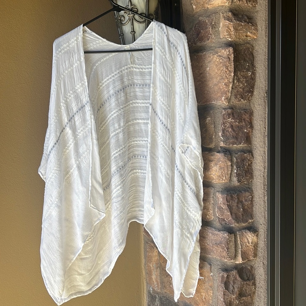 Francesca’s Kimono Sz: O/S